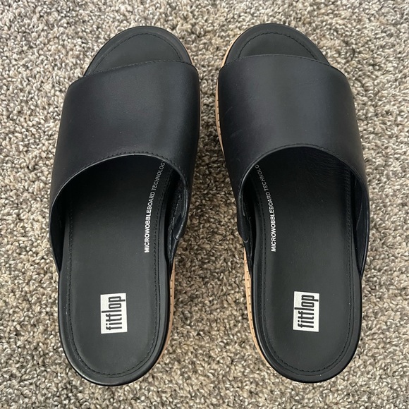 Women’s Fitflop Eloise Cork-Wrap Leather Wedge Slides Sandals Black Size 7 - Picture 4 of 9